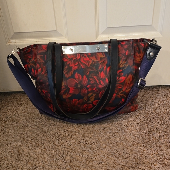 Patricia Nash Handbags - Patricia Nash Red and Black Floral Shoulder Bag with Navy Strap